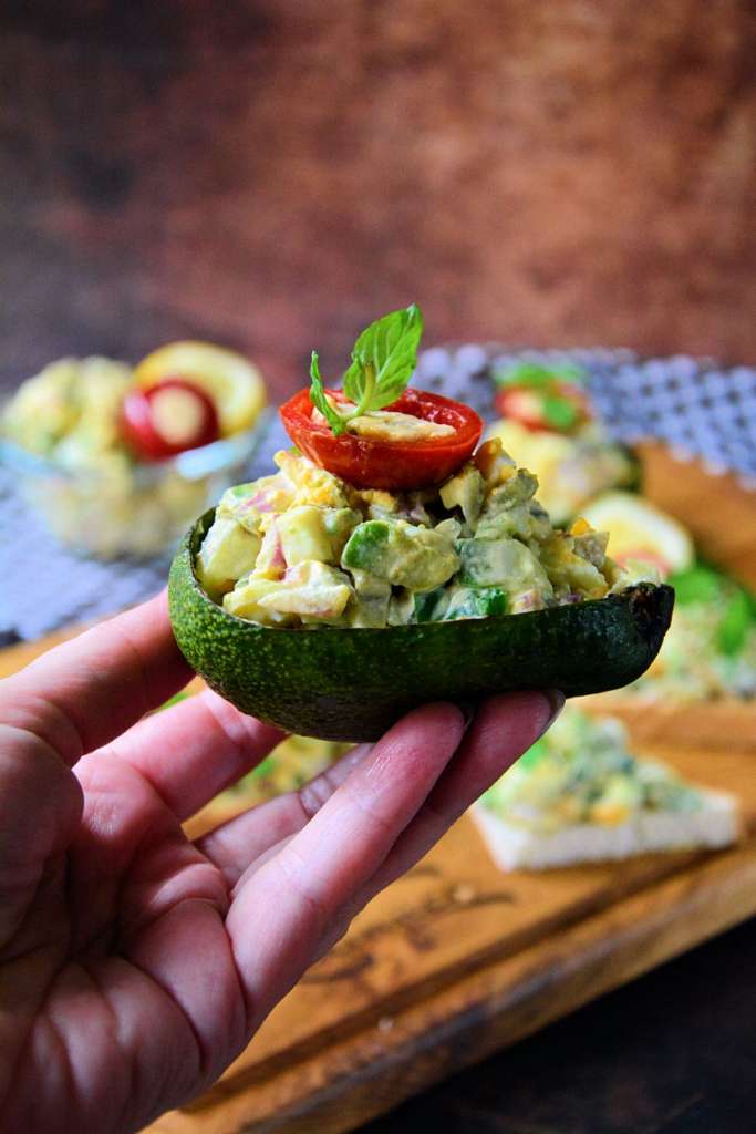 salata sa avokadom i jajima