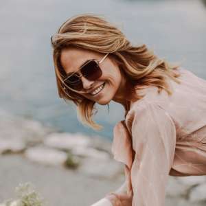 veštine očuvanja trajnih vrednosti, nasmejana žena, Nikica