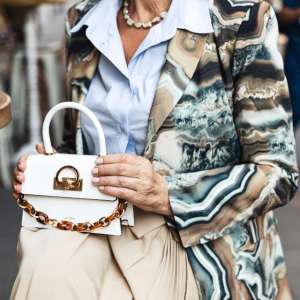 ljudi s novcem, elegantna žena