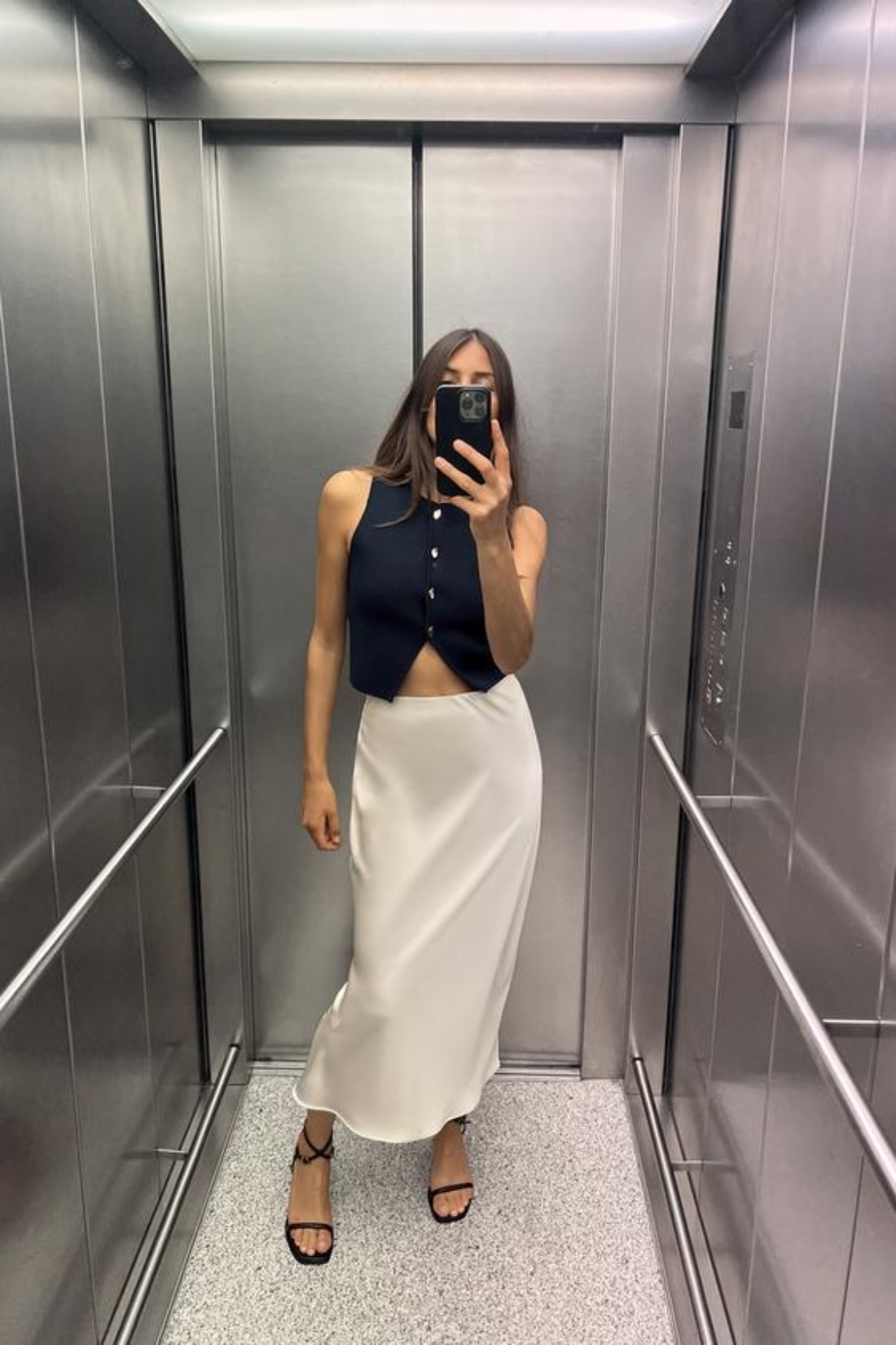 Zara midi suknja