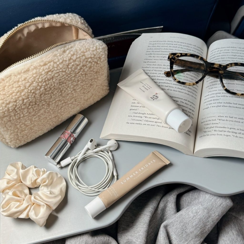 Ovo je 14 pravila za negu kože tokom leta avionom – po preporuci stručnjaka nega koze tokom letenja