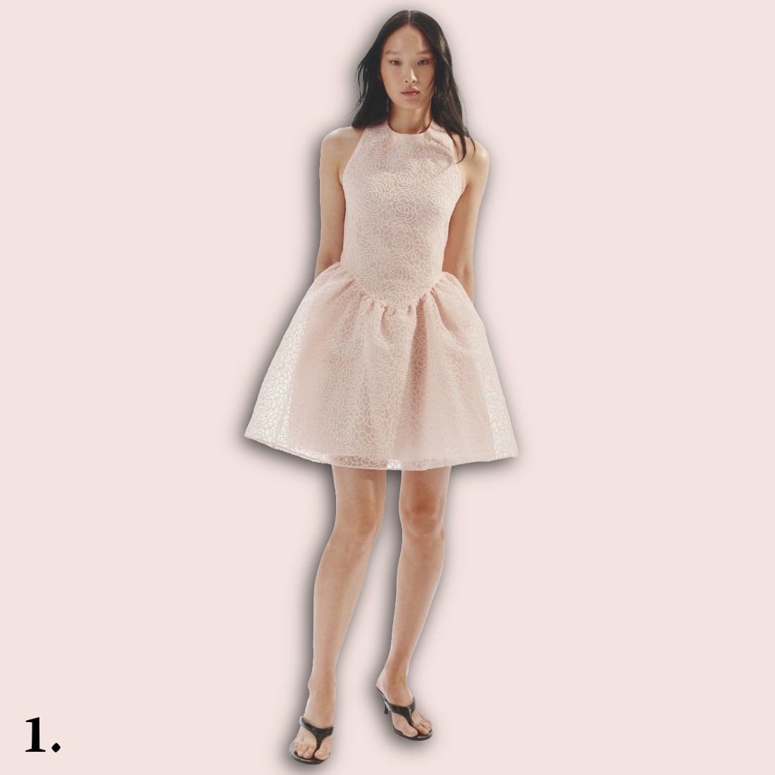 10 soft pink outfita za avgust
