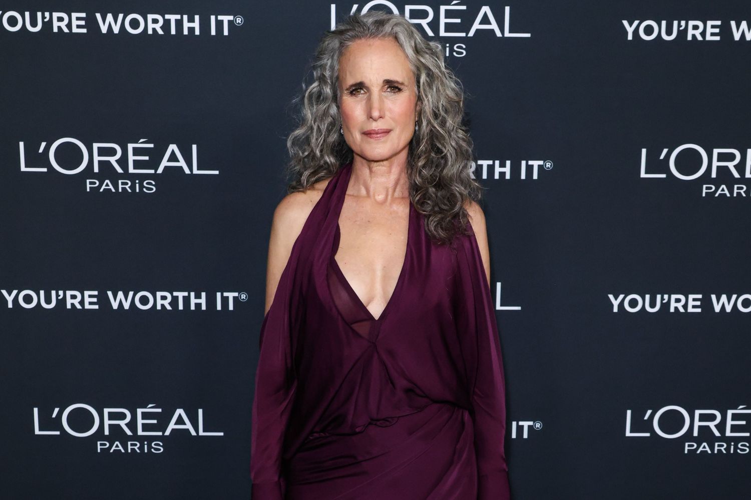 poznate zene seda kosa 