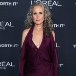 poznate zene seda kosa