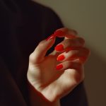 prolećne boje lakova za žene 50+