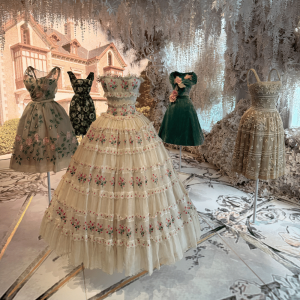 La Galerie Dior Galerija Pariz Haljine