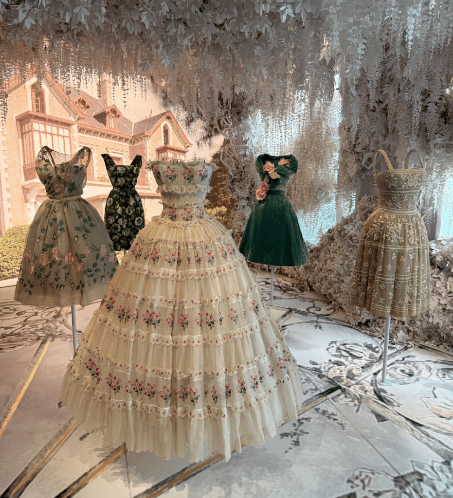 La Galerie Dior Galerija Pariz Haljine