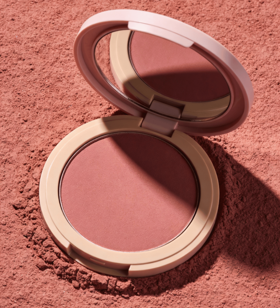 anti-rumenilo beauty trend lepota šminka rumenilo